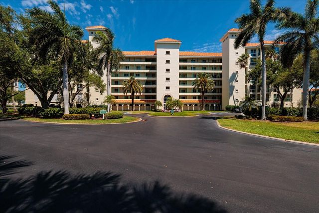 4801 OSPREY DRIVE S 207, St Petersburg, FL 33711