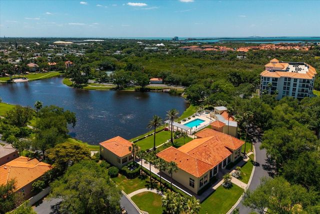 4801 OSPREY DRIVE S 207, St Petersburg, FL 33711