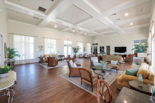 4801 OSPREY DRIVE S 207, St Petersburg, FL 33711