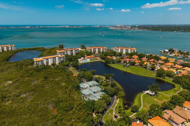 4801 OSPREY DRIVE S 207, St Petersburg, FL 33711