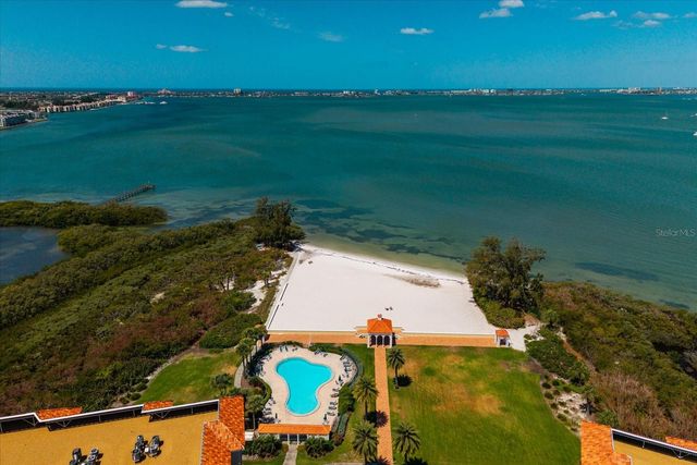4801 OSPREY DRIVE S 207, St Petersburg, FL 33711