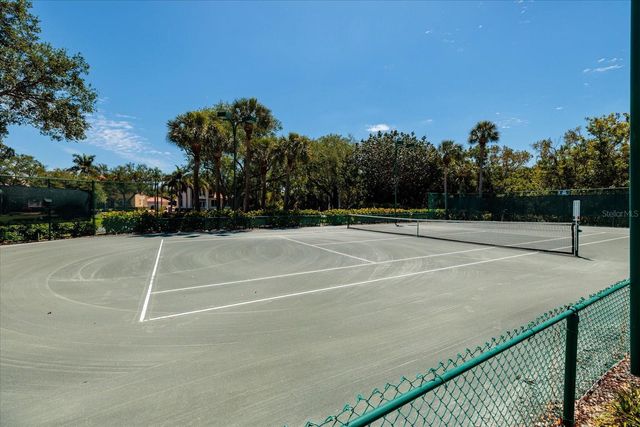 4801 OSPREY DRIVE S 207, St Petersburg, FL 33711