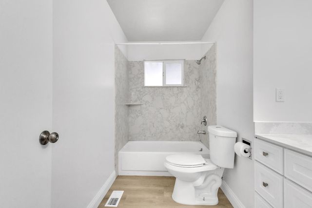 1625 Brentwood Ct, Modesto, CA 95350