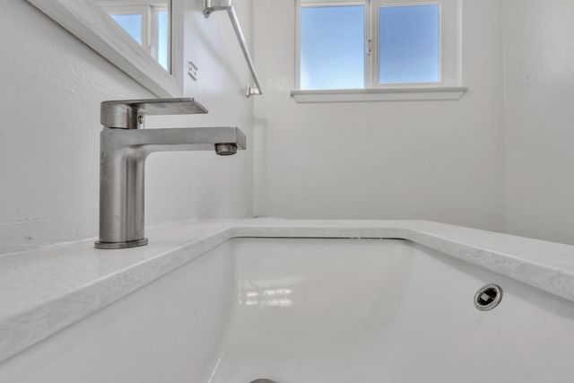 1625 Brentwood Ct, Modesto, CA 95350