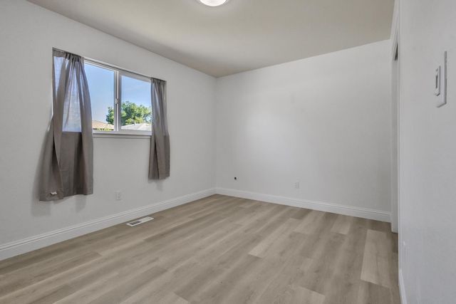 1625 Brentwood Ct, Modesto, CA 95350