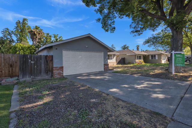 1625 Brentwood Ct, Modesto, CA 95350