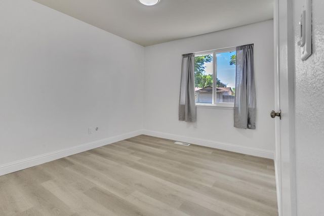 1625 Brentwood Ct, Modesto, CA 95350