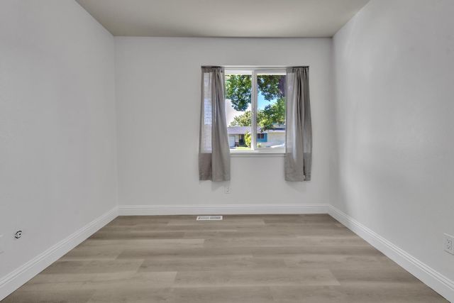 1625 Brentwood Ct, Modesto, CA 95350