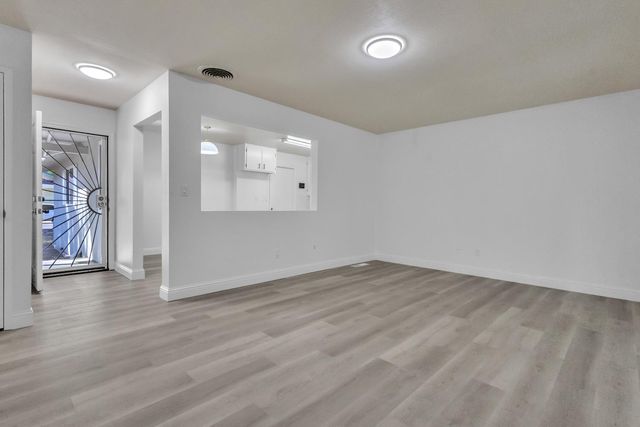 1625 Brentwood Ct, Modesto, CA 95350