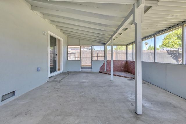 1625 Brentwood Ct, Modesto, CA 95350