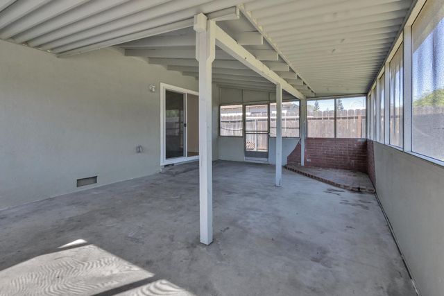 1625 Brentwood Ct, Modesto, CA 95350