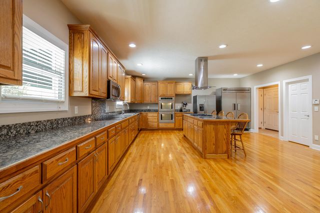 98 Etowah Ridge, Ringgold, GA 30736