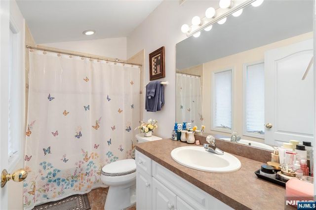 120 E Edsall Boulevard, Palisades Park, NJ 07650