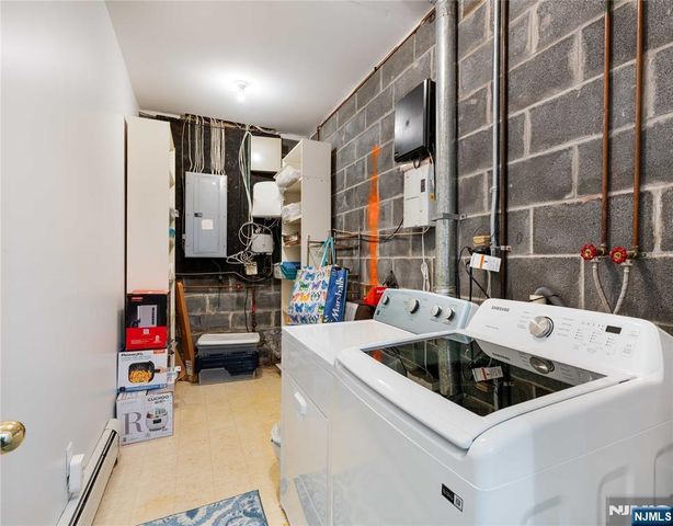 120 E Edsall Boulevard, Palisades Park, NJ 07650