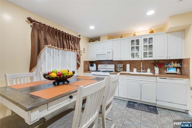 120 E Edsall Boulevard, Palisades Park, NJ 07650