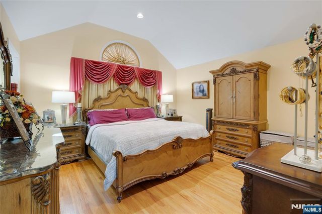 120 E Edsall Boulevard, Palisades Park, NJ 07650