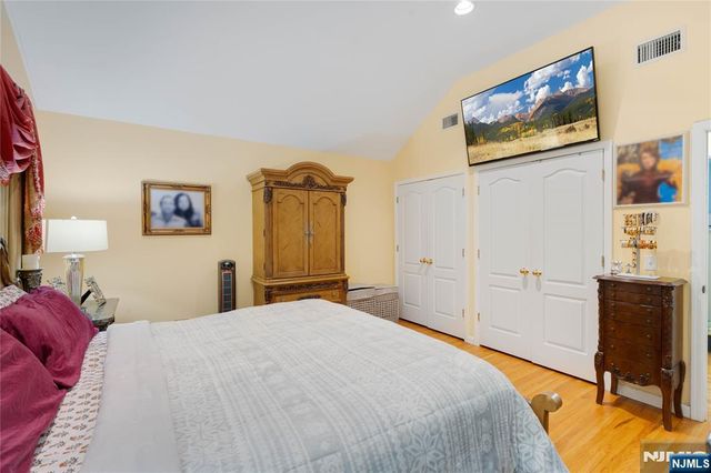 120 E Edsall Boulevard, Palisades Park, NJ 07650