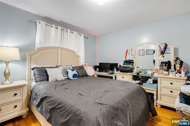 120 E Edsall Boulevard, Palisades Park, NJ 07650