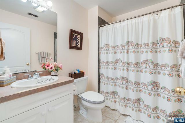 120 E Edsall Boulevard, Palisades Park, NJ 07650