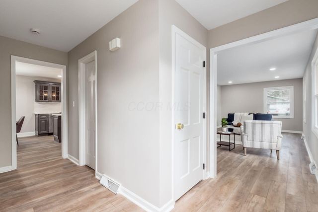 6136 Charmar Drive, Westerville, OH 43082