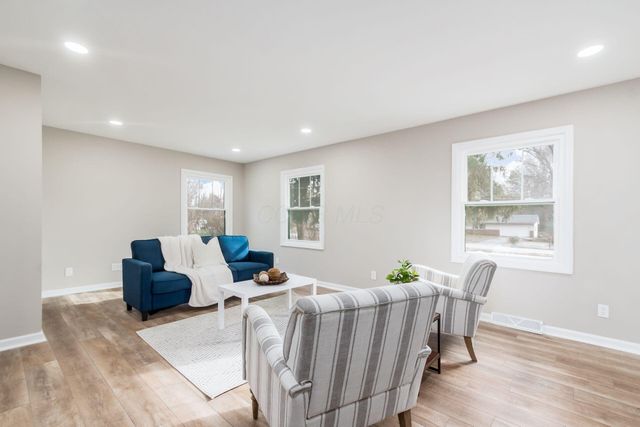 6136 Charmar Drive, Westerville, OH 43082