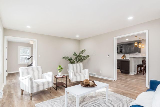 6136 Charmar Drive, Westerville, OH 43082