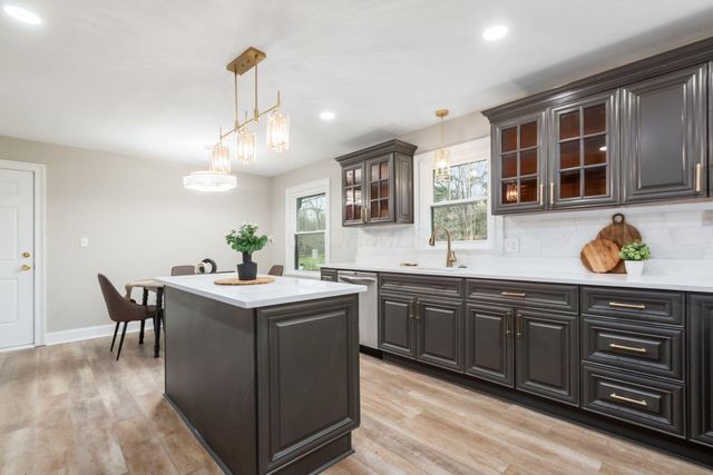 6136 Charmar Drive, Westerville, OH 43082