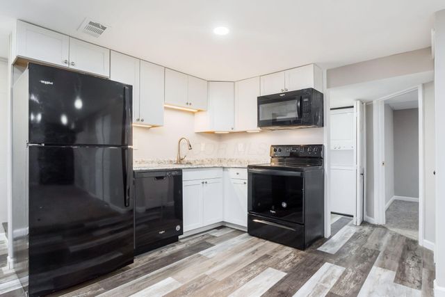 6136 Charmar Drive, Westerville, OH 43082