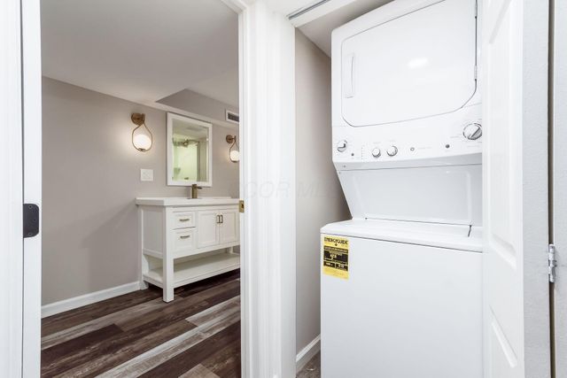 6136 Charmar Drive, Westerville, OH 43082