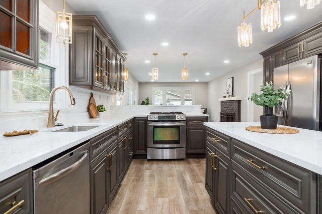 6136 Charmar Drive, Westerville, OH 43082