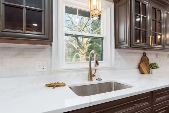 6136 Charmar Drive, Westerville, OH 43082