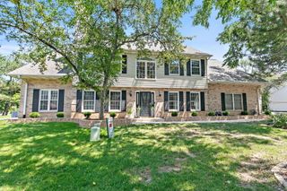 1559 Laurel Oaks Drive, Streamwood, IL 60107