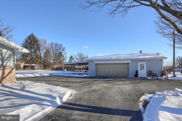 745 LONGS GAP ROAD, Carlisle, PA 17013