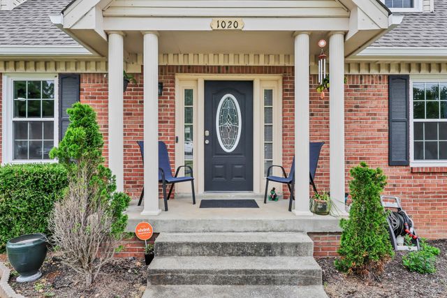 1020 Foxmoor Dr, Clarksville, TN 37042