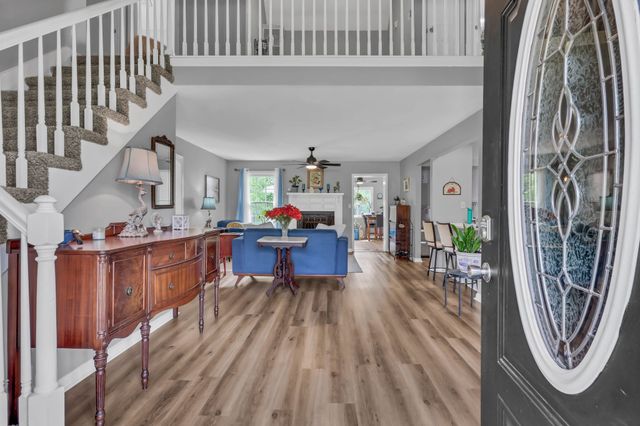 1020 Foxmoor Dr, Clarksville, TN 37042