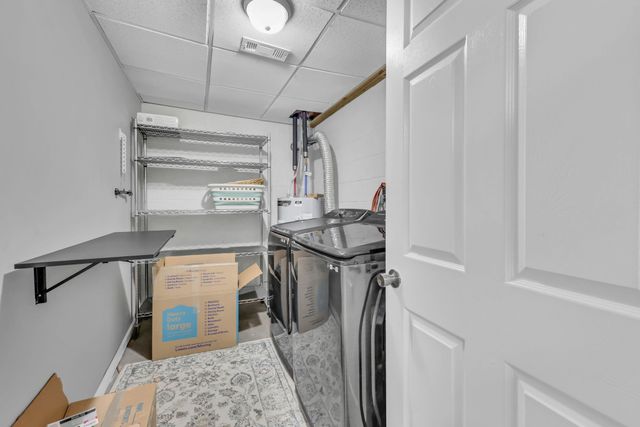 1020 Foxmoor Dr, Clarksville, TN 37042