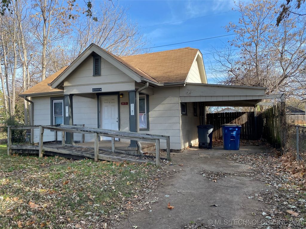 2419 S Olympia Avenue A, Tulsa, OK 74107