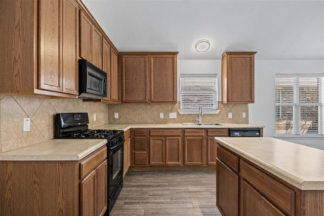 1485 Rainbow Parke DR, Round Rock, TX 78665