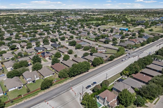 1485 Rainbow Parke DR, Round Rock, TX 78665