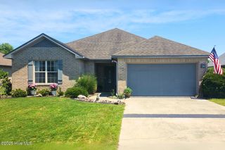 115 Castle Bay Drive, Hampstead, NC 28443