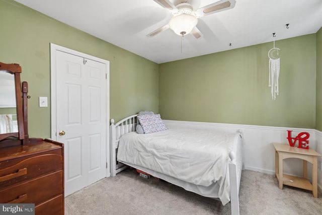 56 EMBER LN, Horsham, PA 19044