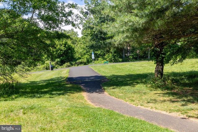 56 EMBER LN, Horsham, PA 19044