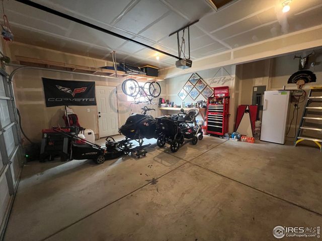 937 Greenbrook Dr, Windsor, CO 80550