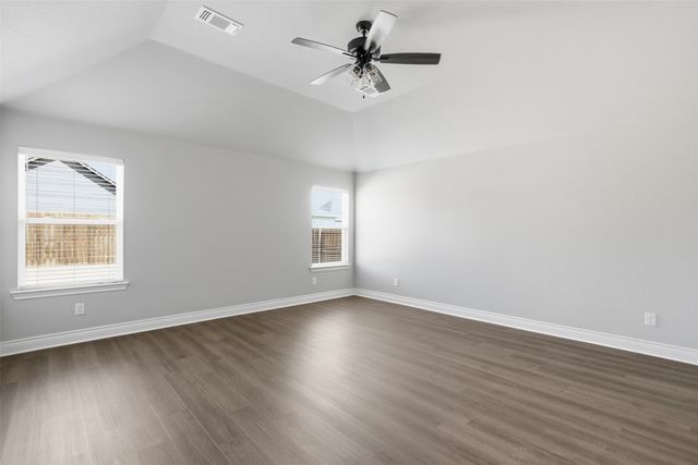 135 Trevor Lane, Greenville, TX 75402