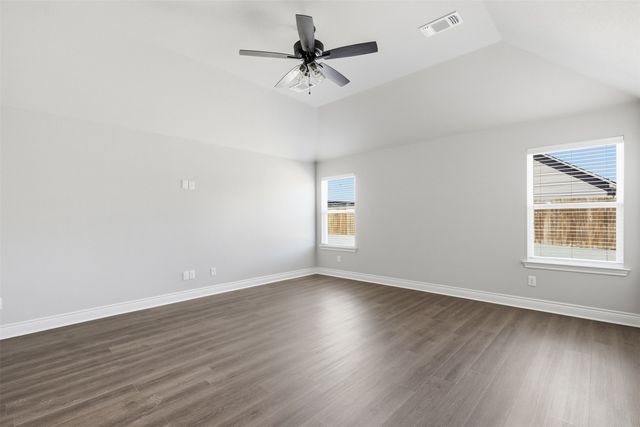 135 Trevor Lane, Greenville, TX 75402