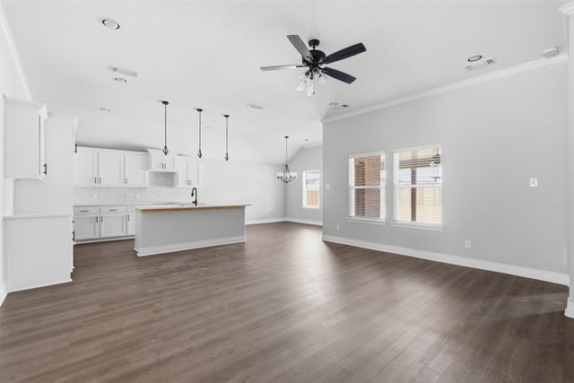 135 Trevor Lane, Greenville, TX 75402