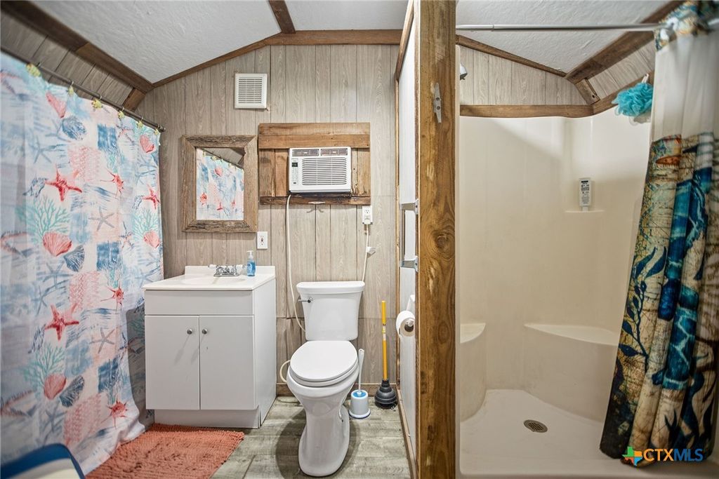 Image 11 of property listing at 1673 W Harrison, Port O'connor, TX 77982
