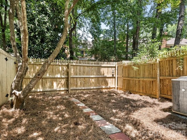 9020 Nolley Court G, Charlotte, NC 28270