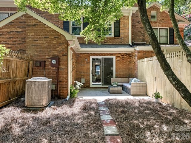 9020 Nolley Court G, Charlotte, NC 28270