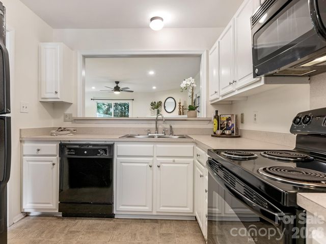 9020 Nolley Court G, Charlotte, NC 28270